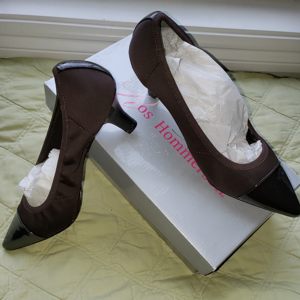 Ross Hommerson CHIC!Brown Leather and Stretch 7-WIDE Kitten Heel Pumps